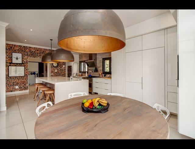 6 BEDROOM HOUSE FOR SALE IN DAINFERN VALLEY ESTATE